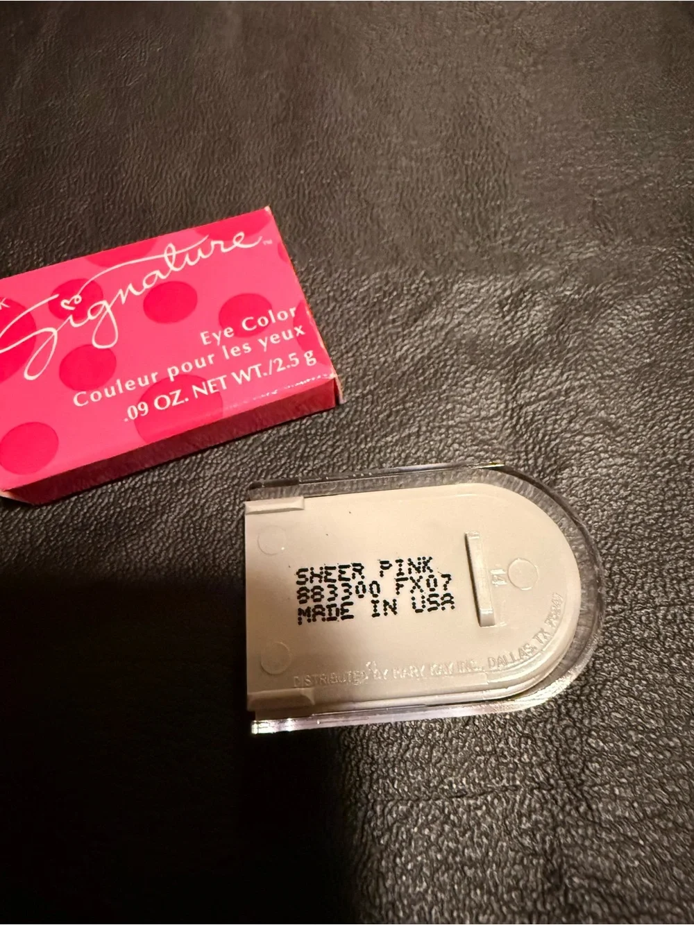 Sheer Pink Mary Kay Signature Shimmer Eyeshadow - Sheer Pink